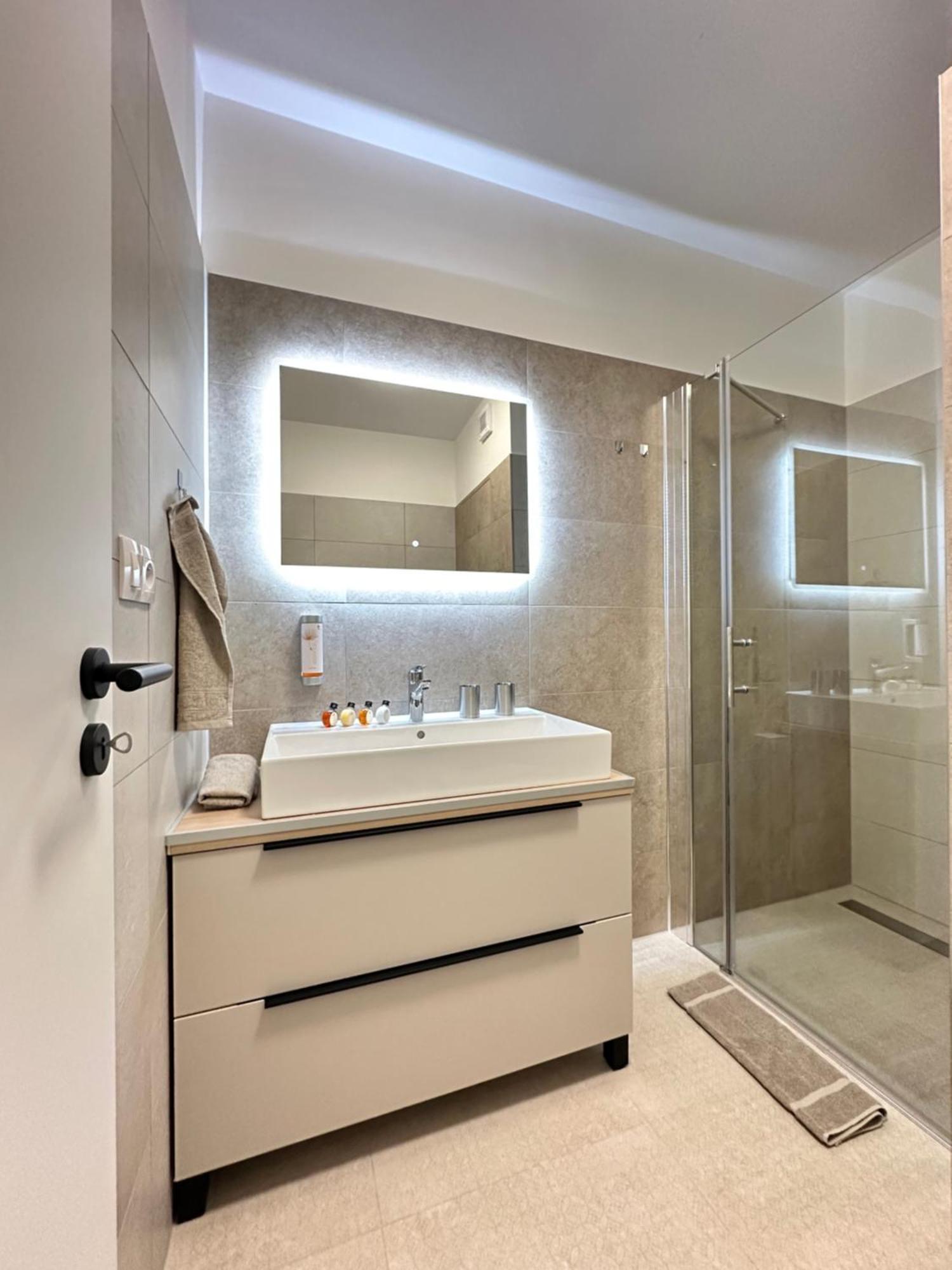 Trendy Apartment Trenčín 外观 照片